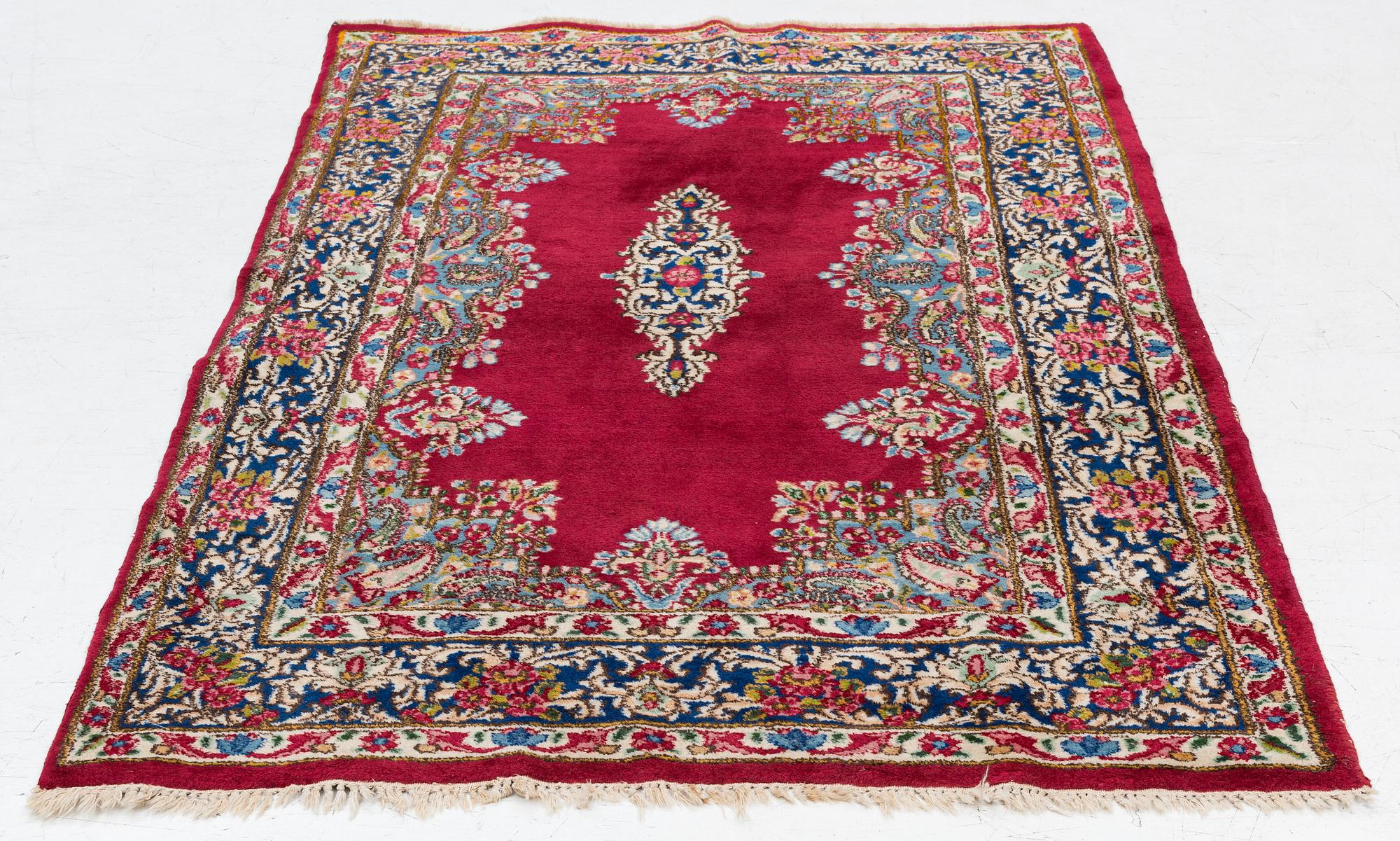 Carpet, Kirman, approx. 208 x 125 cm.