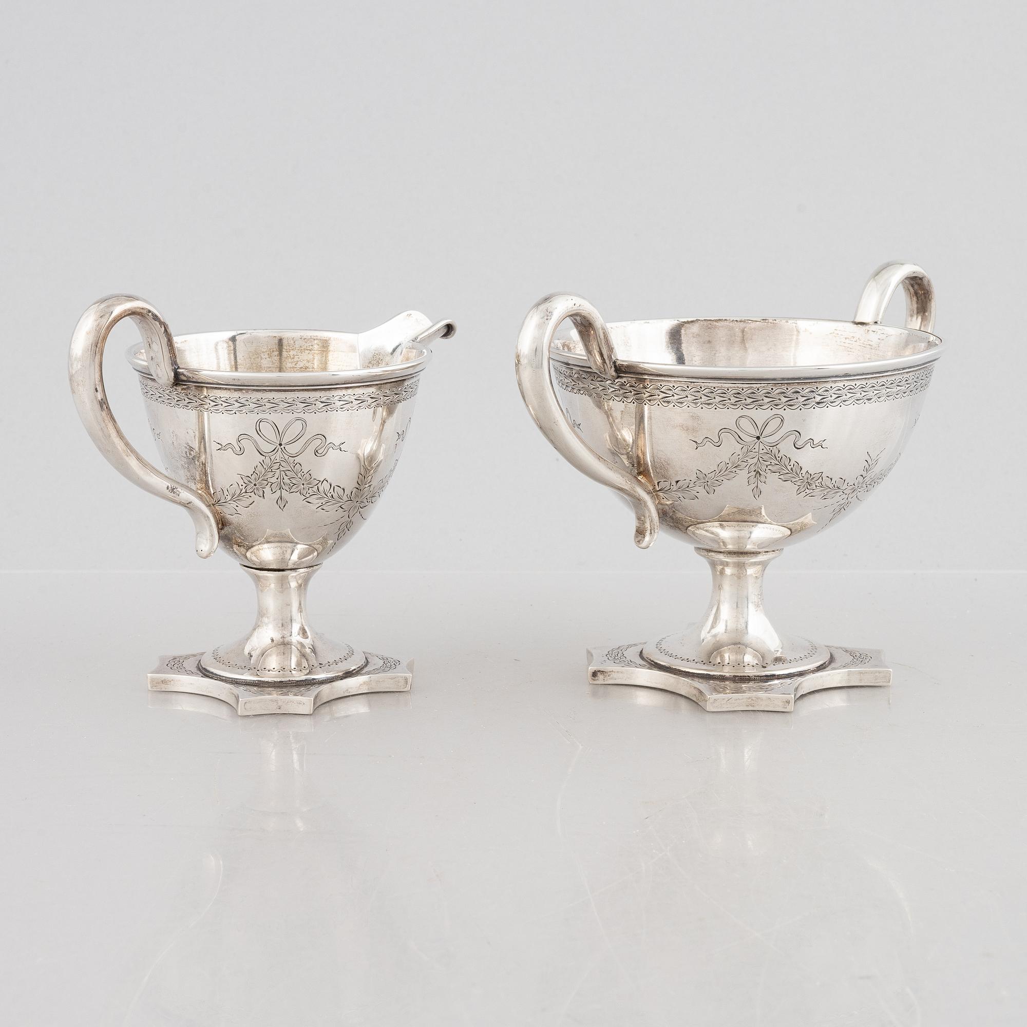 a silver sugar bowl and creamer, Denmark, 1904.