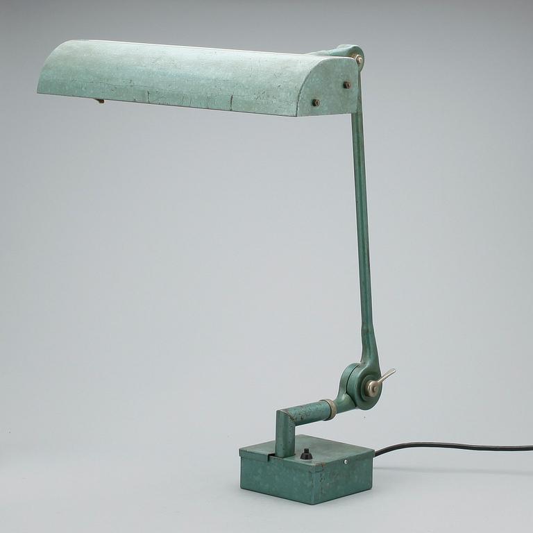LAMPA, Pefege, omkring 1900-talets mitt.