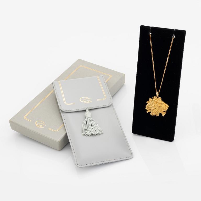 Carrera y Carrera, hänge lejon 18K guld med en briljantslipad diamant, kedja 18K guld.