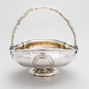 Brödkorg, silver, stämplad J.V., sannolikt Jacob Friedrich Voigt, S:t Petersburg, Ryssland 1849.