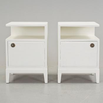 SÄNGBORD, ett par, 1930/40-tal.