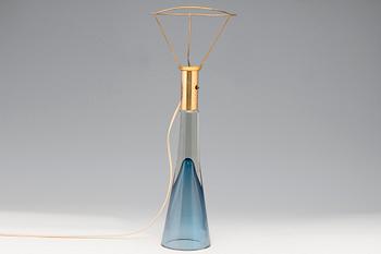 749. Lisa Johansson-Pape, BORDSLAMPA.