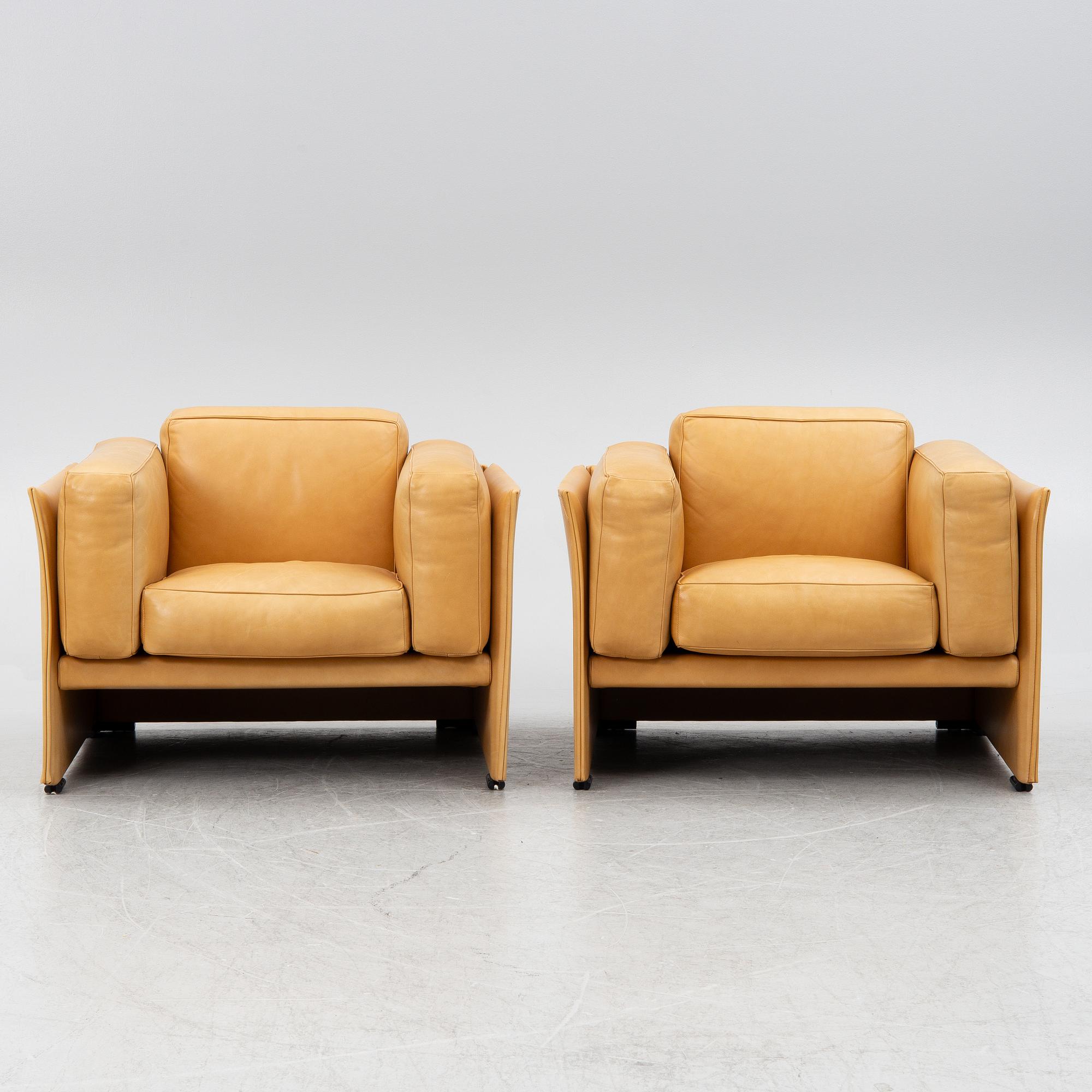 Mario Bellini, a pair of lounge chairs, Cassina, Italy.