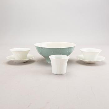 Aune Siimes, Skålar 2 st samt koppar med fat 2 st signerade Arabia 1900-talets andra hälft.