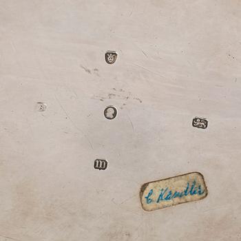 TEKANNA, silver, London 1787. Vikt tot ca 513 gram.