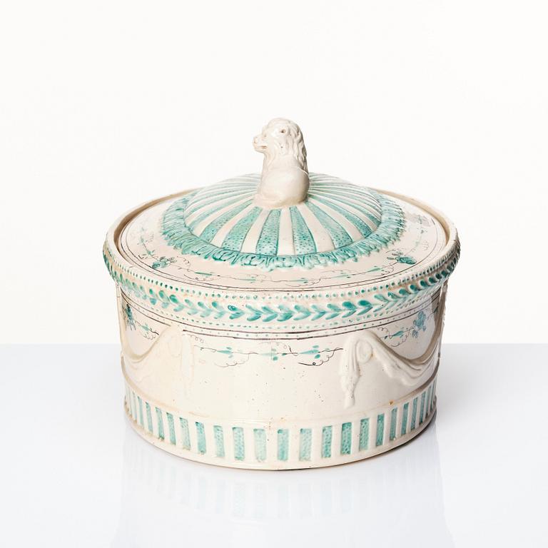 A Swedish Rörstrand cream ware tureen with cover, circa 1800.