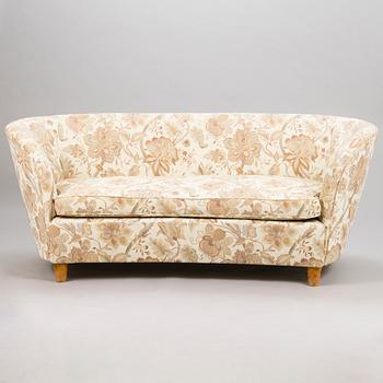 A 1940s sofa 'Anja' for Oy Paul Boman Ab, Finland.