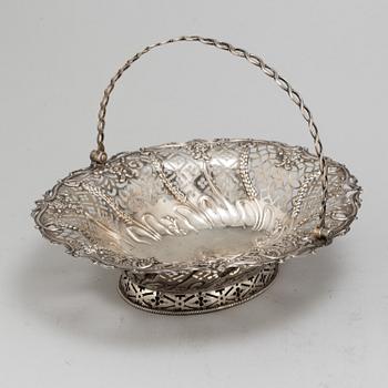 Richard Meach, konfektkorg, silver, London 1767.