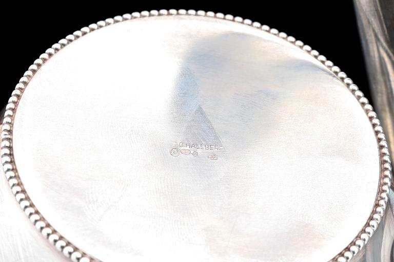 KAFFESERVIS, 3 delar, silver, CG Hallberg, 1913.
830 g.