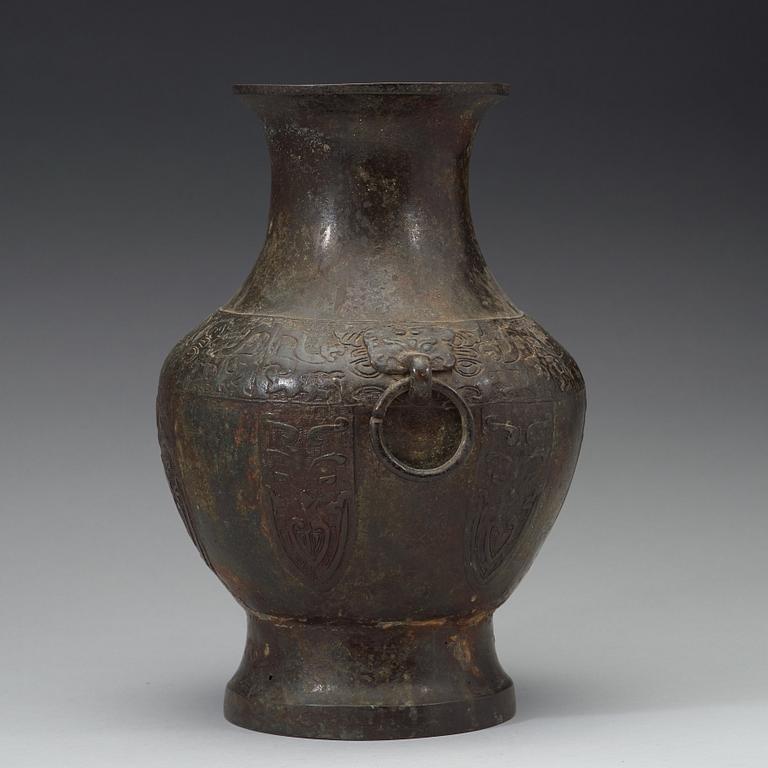 A large archaistic bronze vase, Hu, Ming dynasty (1368-1644).