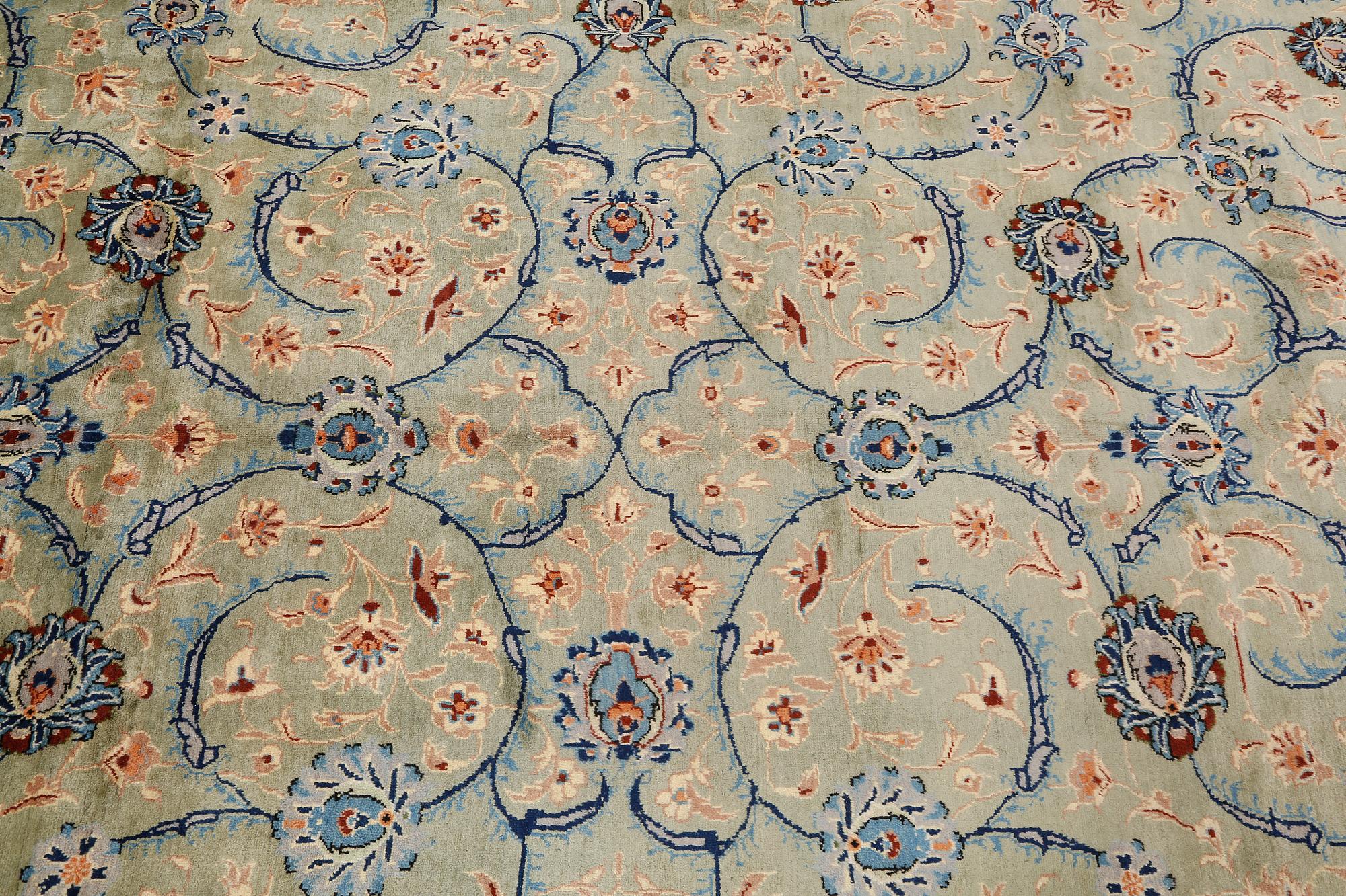 MATTA, Keshan, 1900-talets senare del, ca 375 x 265 cm.