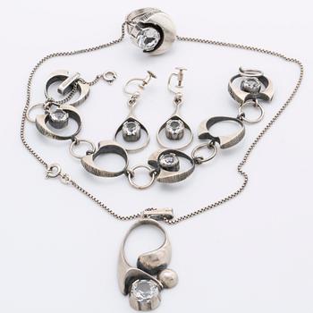 KARL LAINE, silver jewelry, 4 pieces with rock crystal, Finland, 1970s.