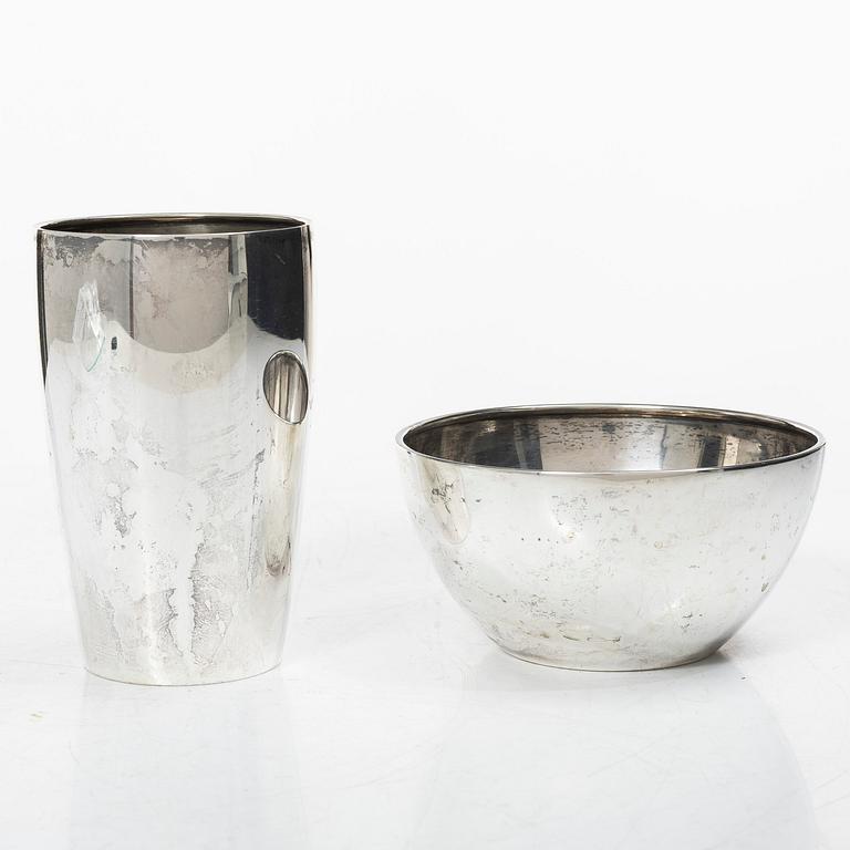 Guldsmedsaktiebolaget (GAB), Skål och vas, silver, Stockholm 1923-1928.
