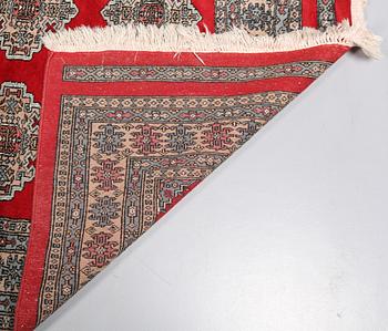MATTA, Bochara, 1900-talets senare del. Ca 243 x 160 cm.