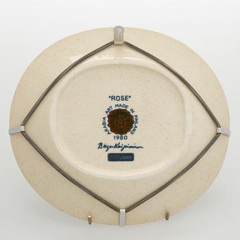 Birger Kaipiainen, a decorative ceramic 'Rose' plate, marked Arabia 1980 Made in Finland, and numbered 1072/2000,