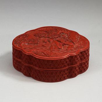 A red lacquer box with cover, Qing dynasty, 18th Century.