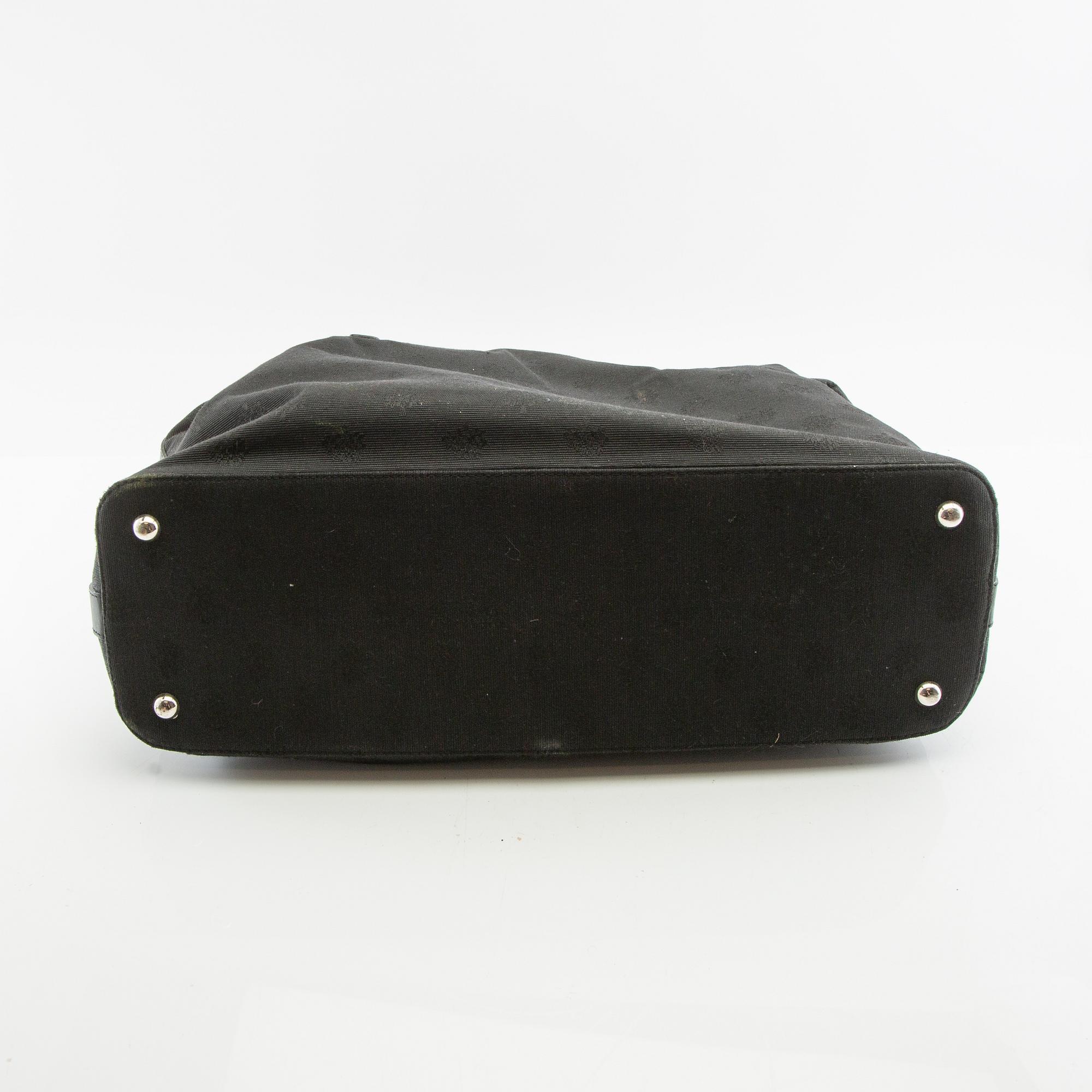 Mulberry, Translation: "bag".