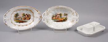 FAT 2 ST samt BLÄCKSTÄLL, porslin, bl.a Kunglig Dansk. 1800-tal.