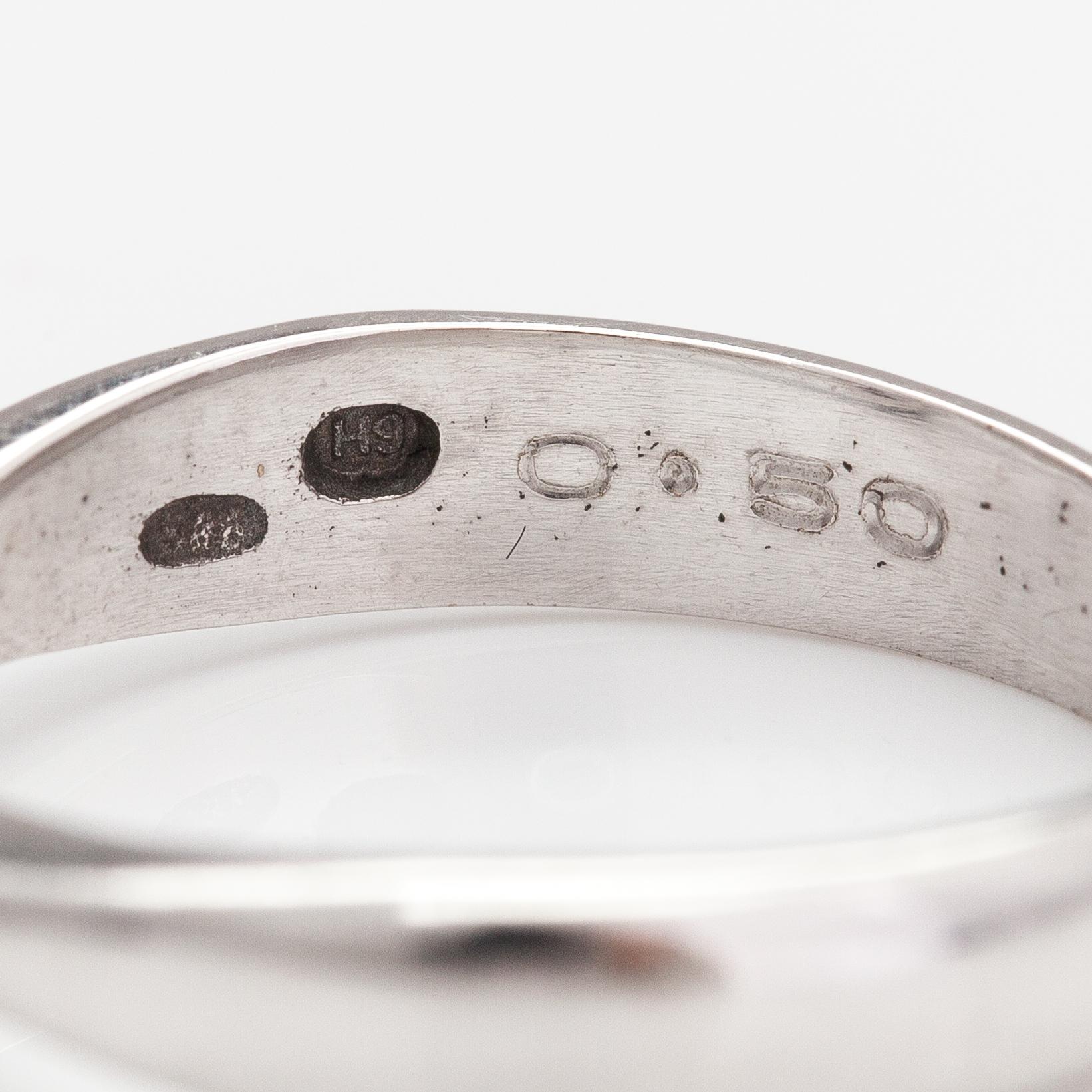 A 14K white gold ring with a ca. 0.50 ct diamond according to engraving.