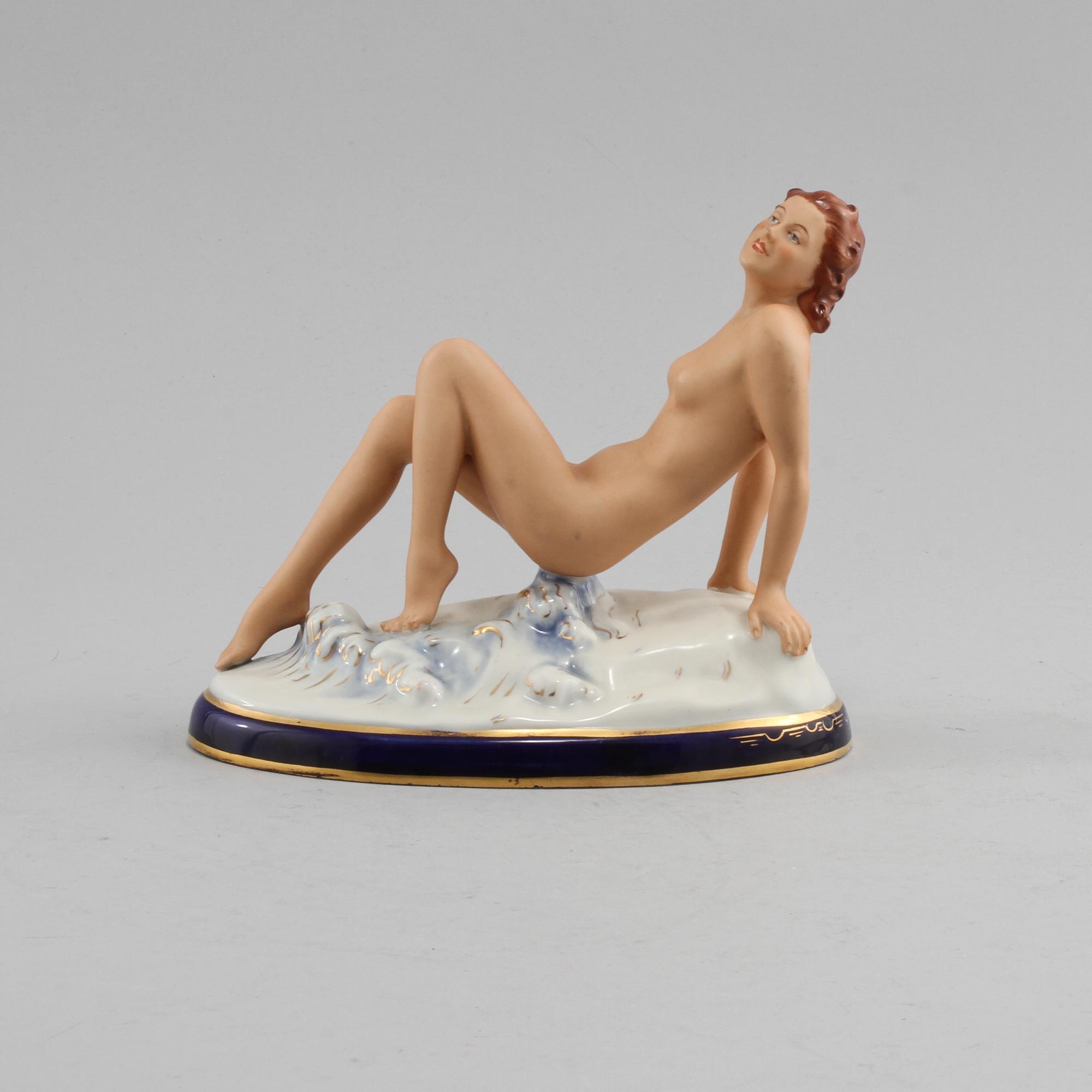 FIGURIN, porslin, 1900-talets första hälft.