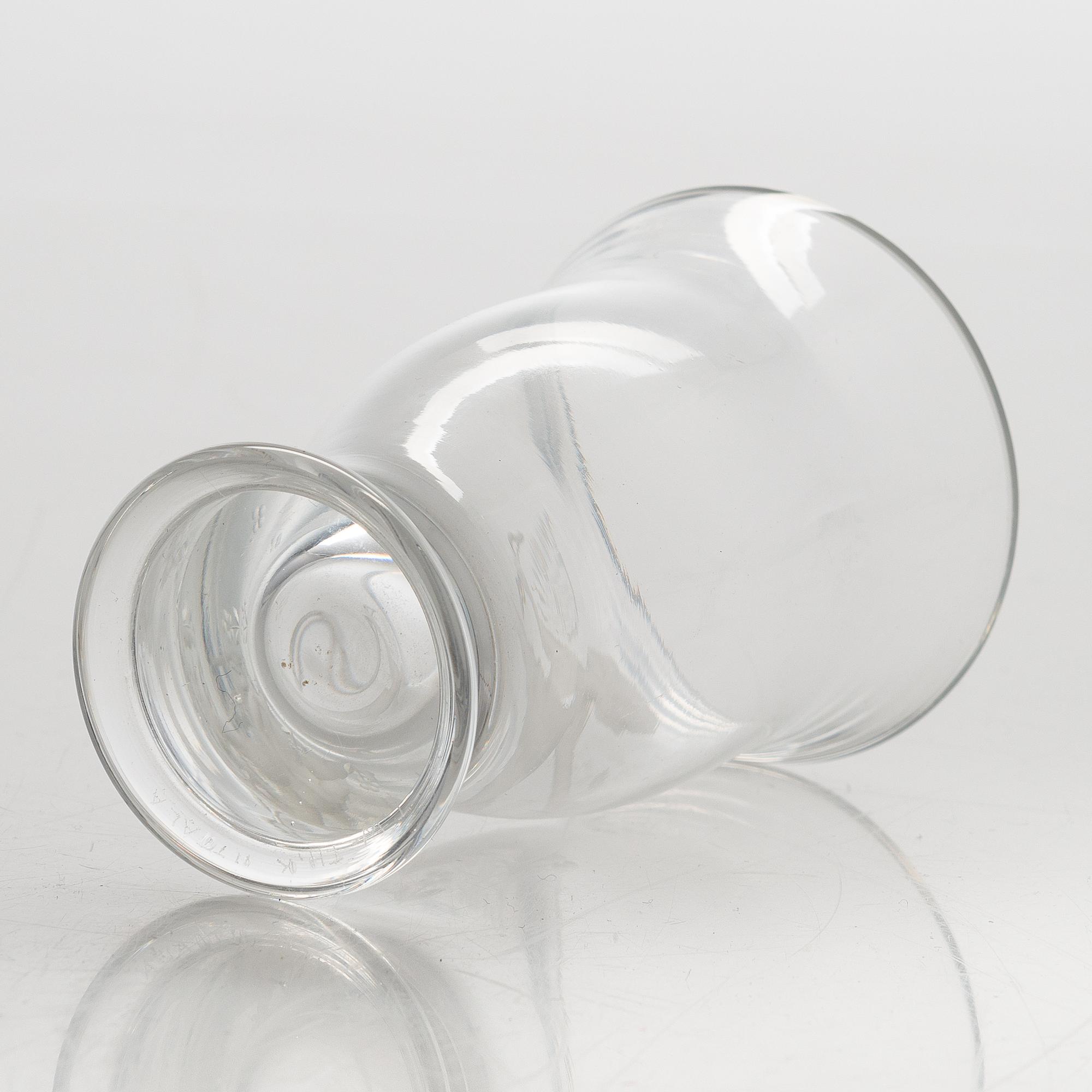 Tapio Wirkkala & Theodor Käppi, vas, signerad TW - Th.K. Iittala 1940-talets slut.