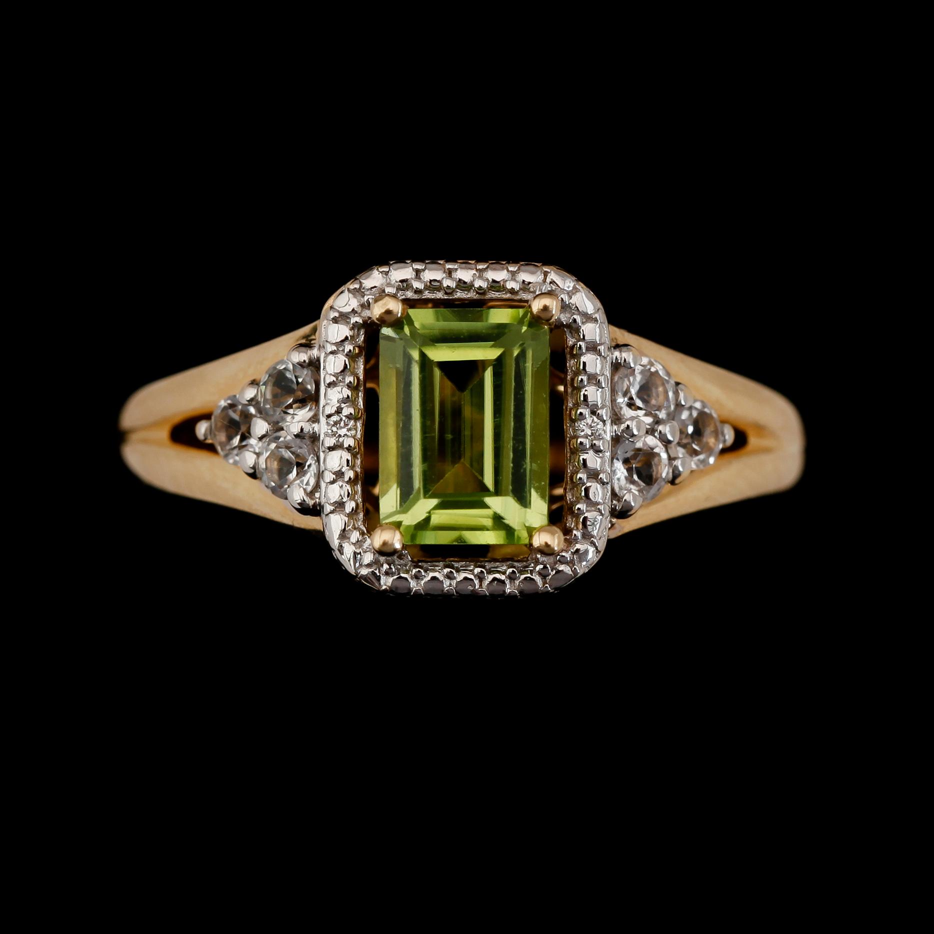 RING, 14K guld, peridot, topaser och diamanter.