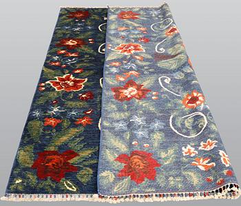 A Ziegler design carpet, ca 235 x 175 cm.