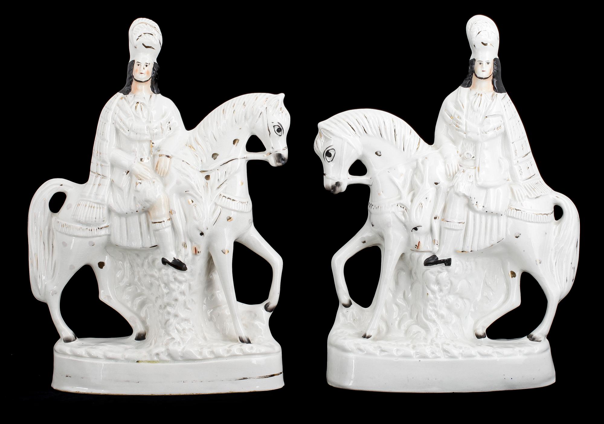 FIGURINER, ett par, porslin, Staffordshire, England 1800-tal.