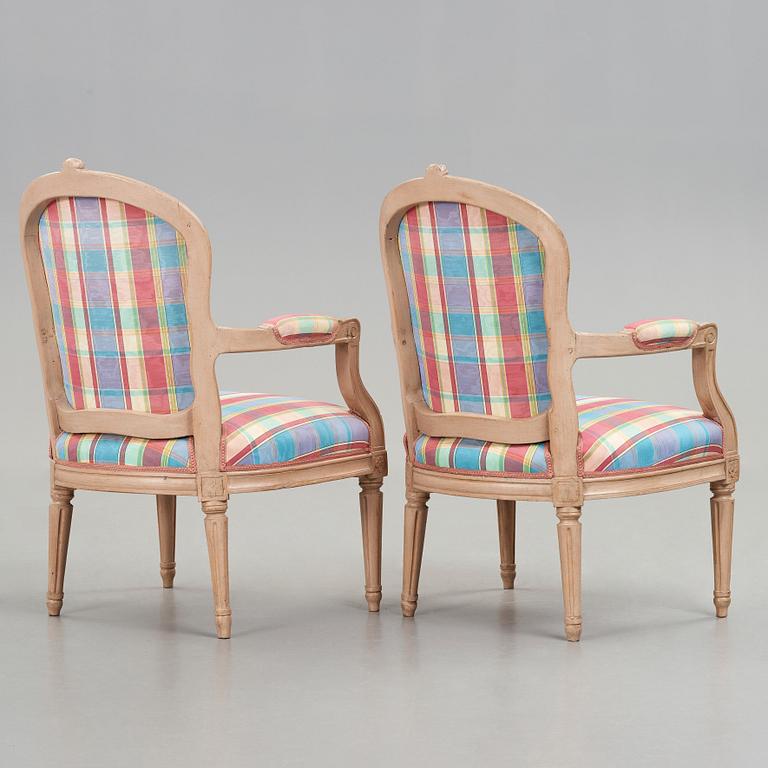 A pair of Gustavian armchairs by Erik Öhrmark (master in Stockholm 1777-1813).