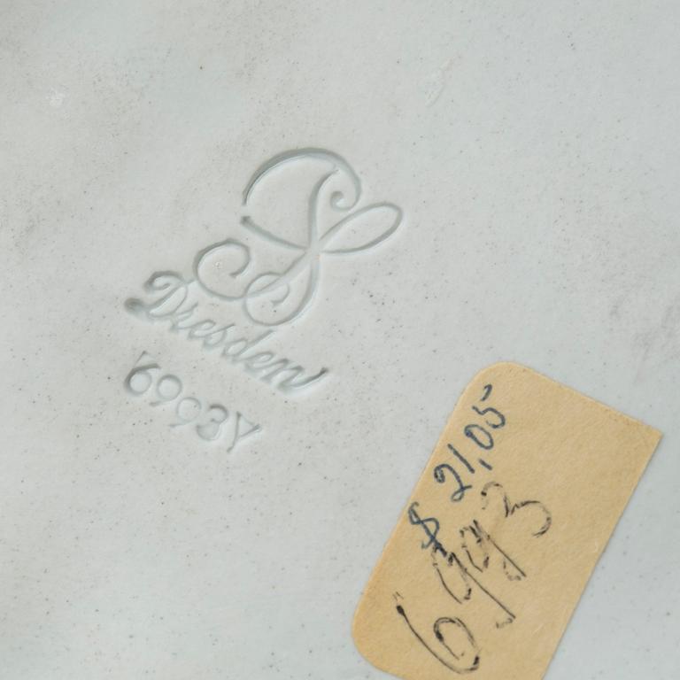 FIGURINER, 3 st, porslin, bl a Dresden, 1900-tal.