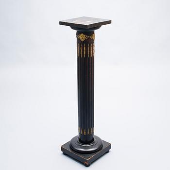 PILARI, renessanssityyli, 1800-luvun loppu.