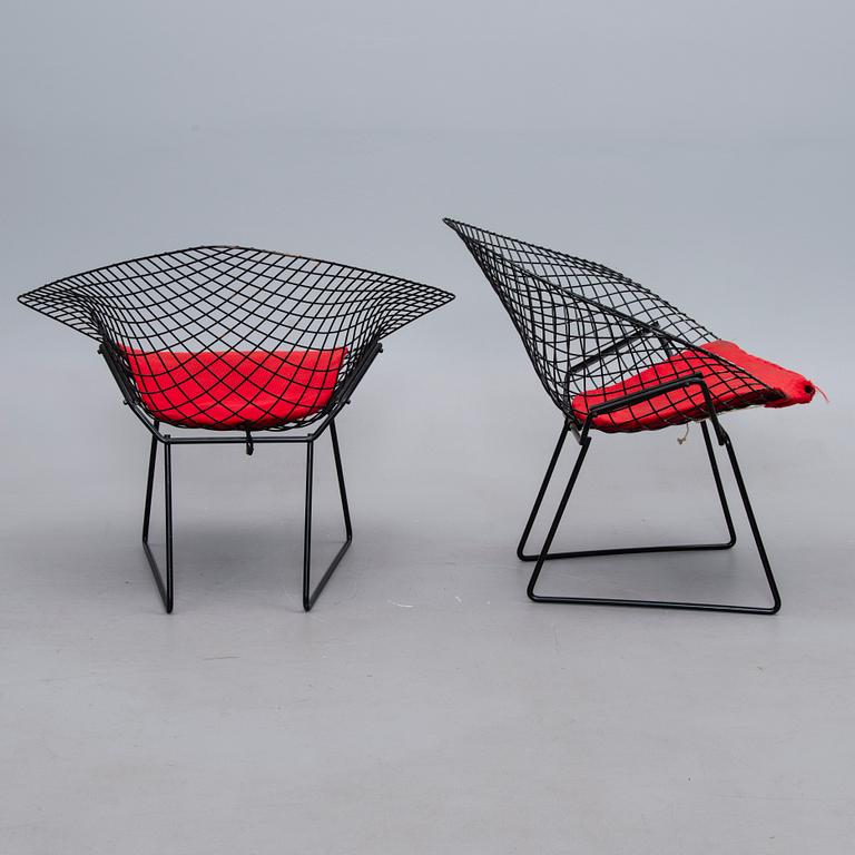 NOJATUOLEJA, 2 kpl, "Diamond chair" Harry Bertoia, 1900-luvun loppupuoli.