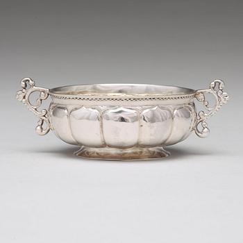 A Swedish 18th century silver brandy-bowl, mark of Anders Hafrin 1727 (Gothenberg).