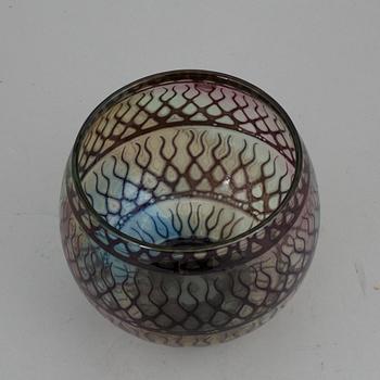 EVA ENGLUND, an Orrefors Gallery glass bowl, 1988.