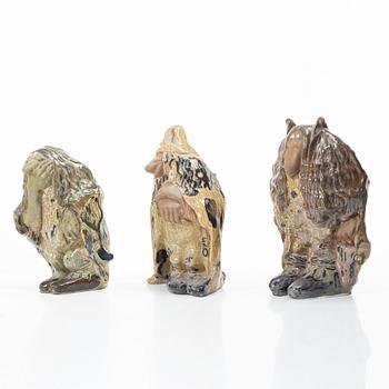 Figuriner 7 st, stengods, "John Bauers Troll", Rosa Ljung, Höganäs.