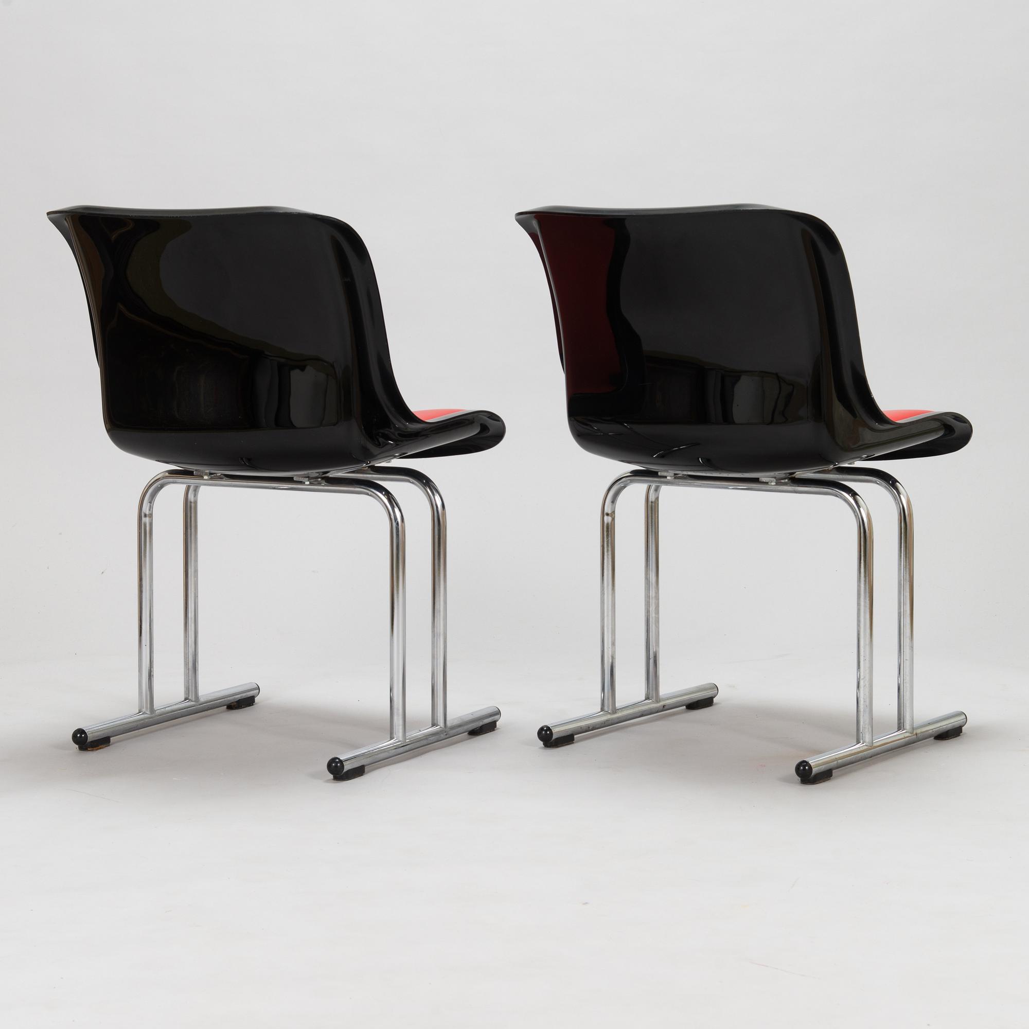 Yrjö Kukkapuro, tuoleja, 4 kpl, malli 3415, valmistaja Haimi, 1970-luku.