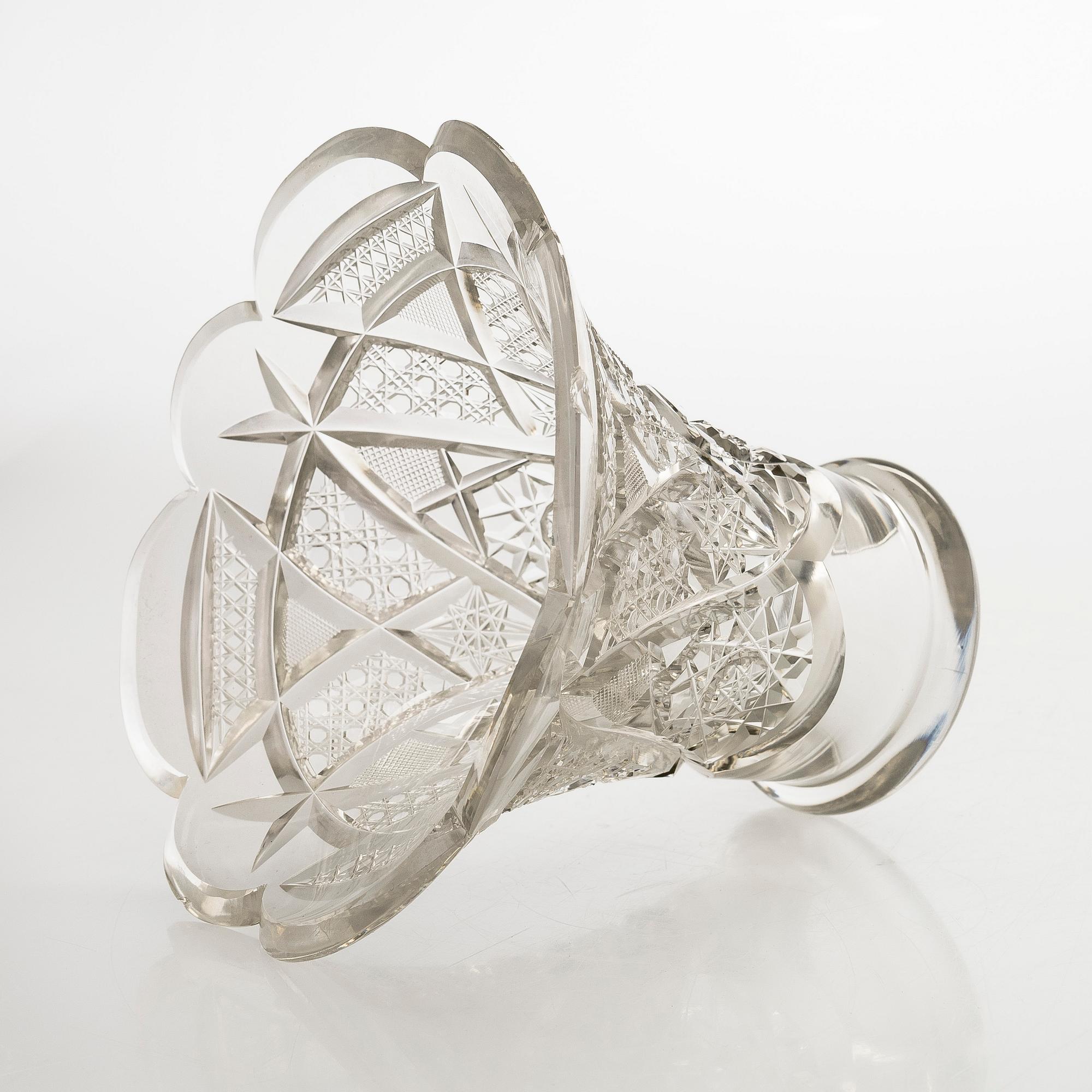 Malja, kristallia, 1900-luvun puoliväli.