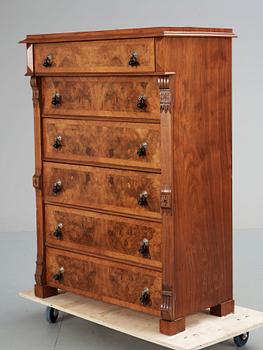 BYRÅ, nyrenässans, 1800-talets slut.