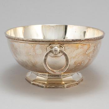 A silver bowl by CF Carlman, Stockholm 1948.