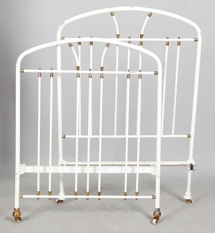 JÄRNSÄNG, 1900-talets första hälft.