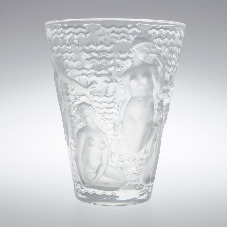 RENÉ LALIQUE, vas, glas, Ondines, sign "Lalique France".