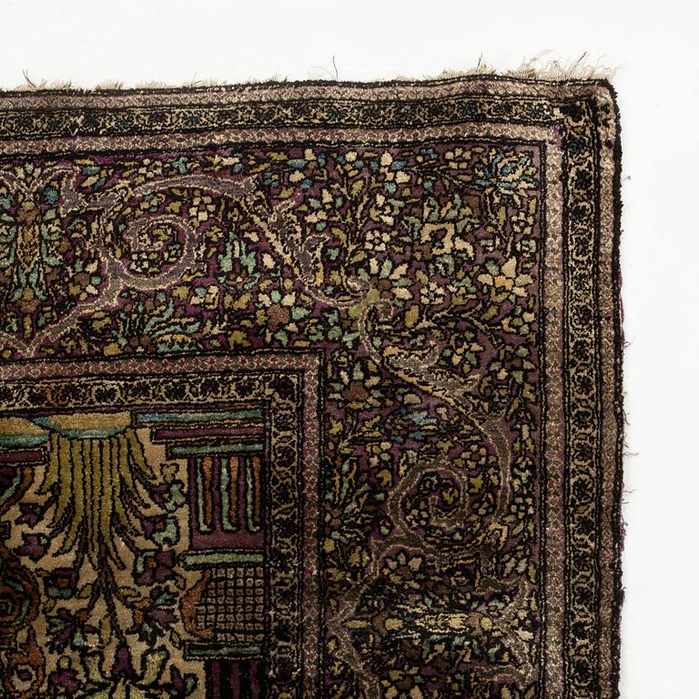 Matta, antik, silke Keshan/Feraghan, ca 195 x  121 cm.