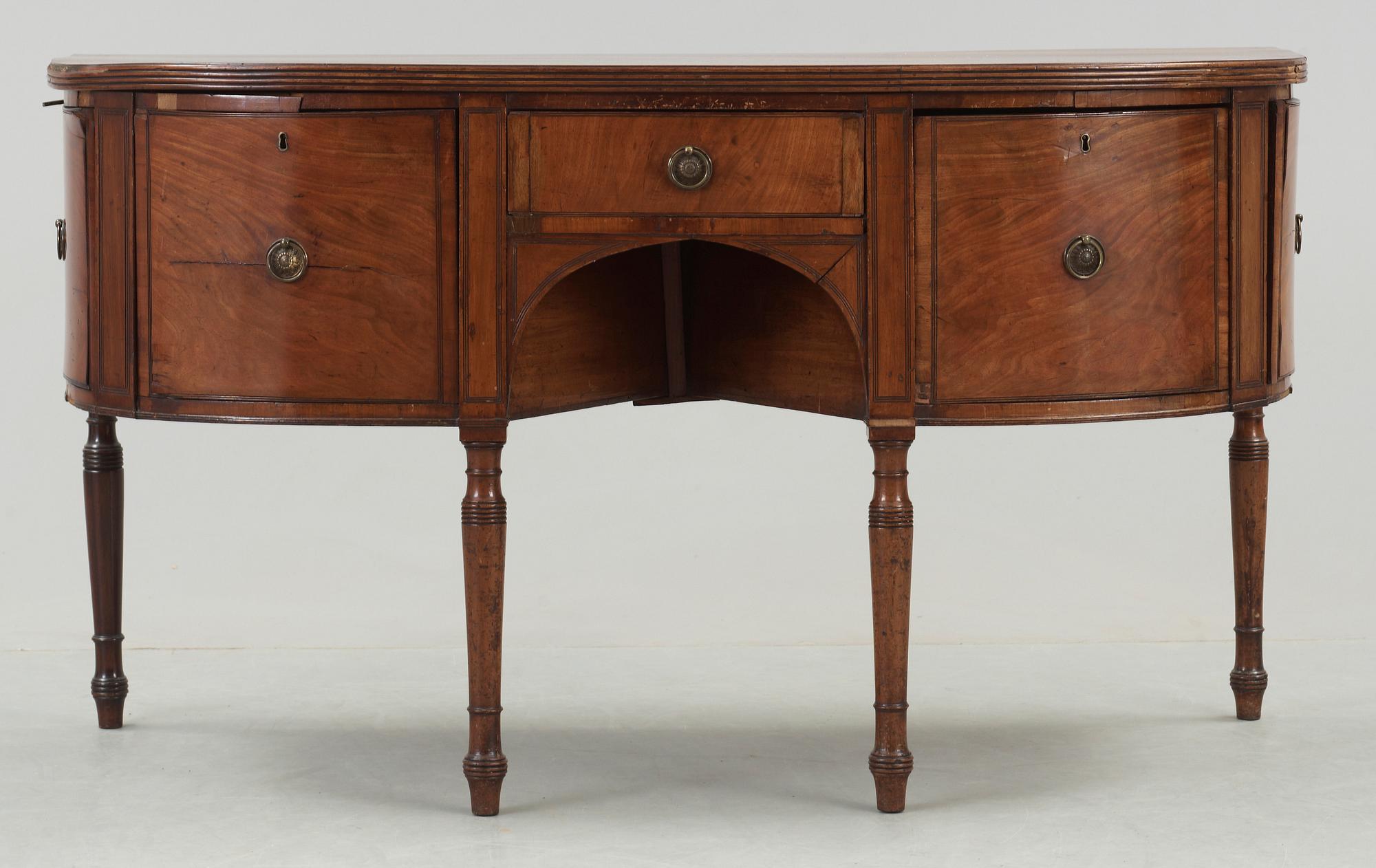 SIDEBOARD, England, 1900-talets början.