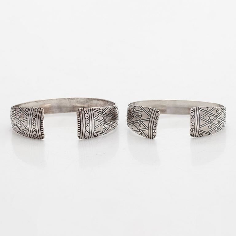 Germund Paaer, bracelets, 2 pcs, silver. Kalevala Koru.