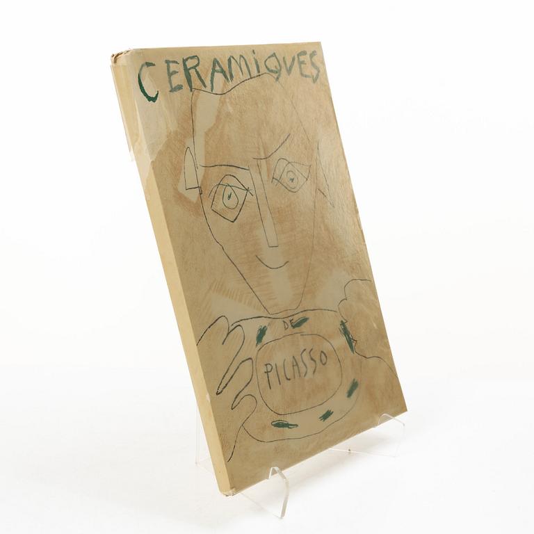 Pablo Picasso, a book, "Ceramiques".