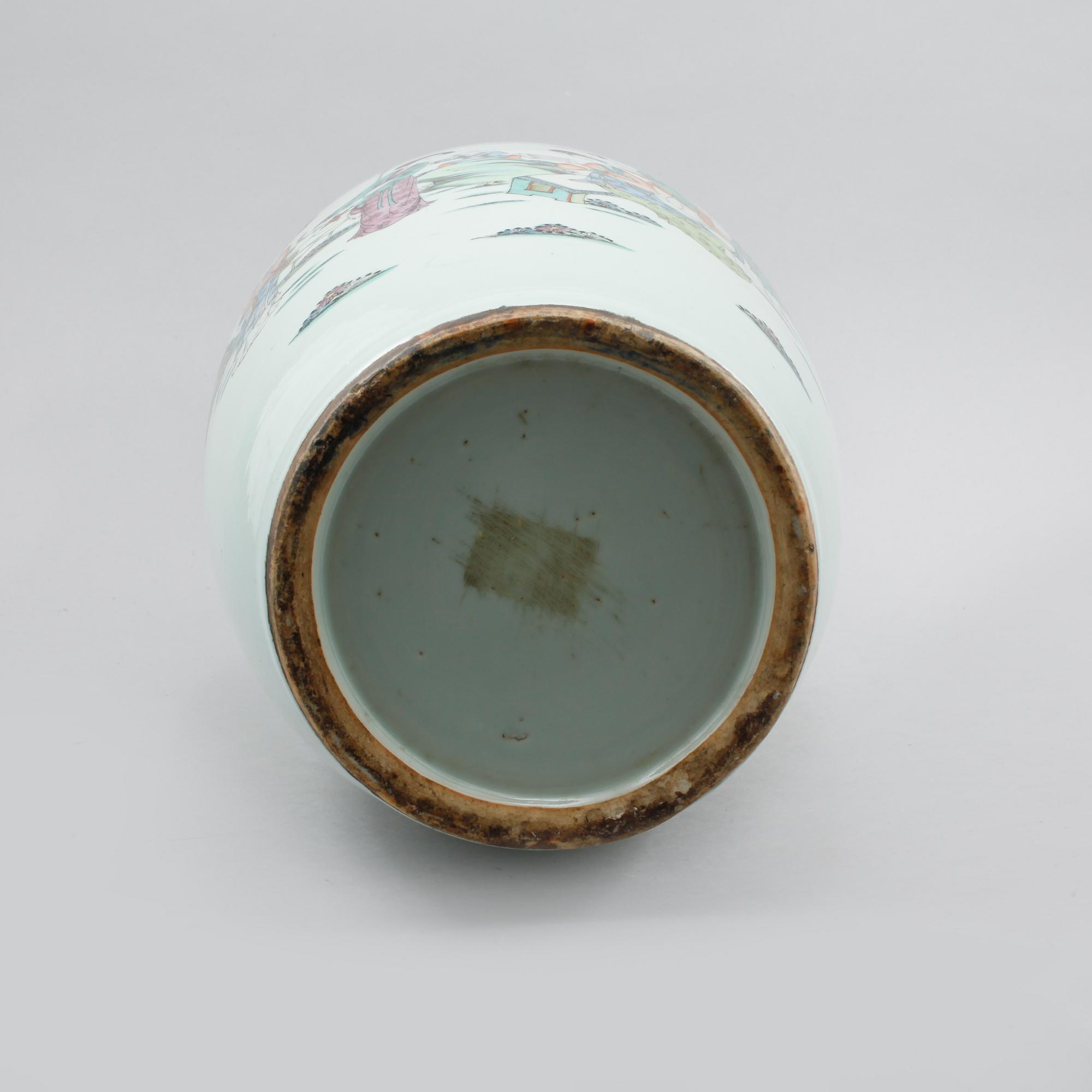 VAS, porslin, Kina, 1900-tal.