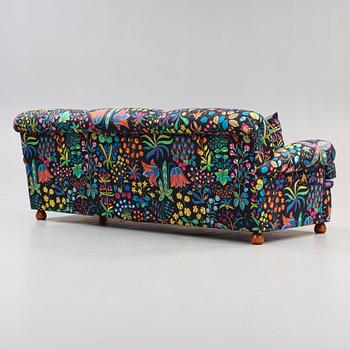 A Josef Frank sofa, 'model 703', Svenskt Tenn, Sweden.