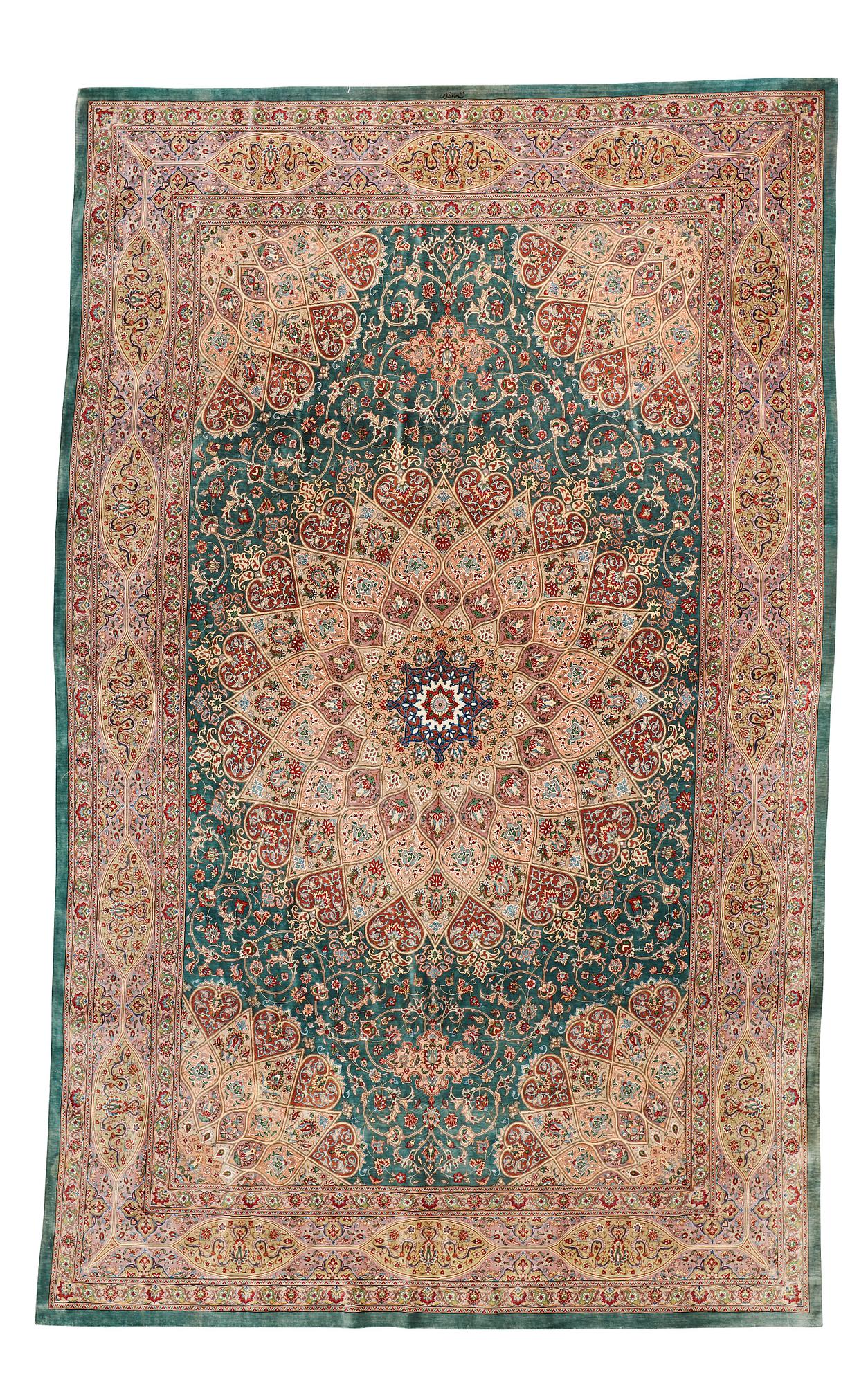 MATTA, Old silke Ghom, signerad Moghadam, ca 309,5 x 190,5 - 193 cm.