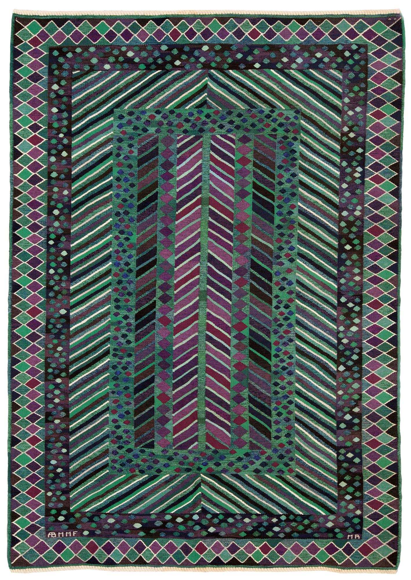 MATTA. "Granen, grön". Gobelängteknik. 308 x 213 cm. Signerad AB MMF MR (AB Märta Måås-Fjetterström, Marianne Richter).